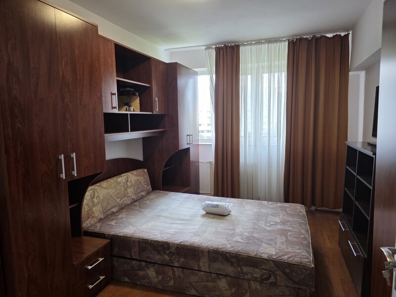 Dristor, chiar vav gura de metrou, 5 minute mall Park Lake si parc IOR,