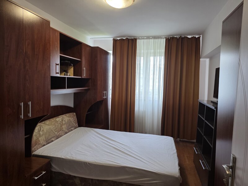 Dristor, chiar vav gura de metrou, 5 minute mall Park Lake si parc IOR,