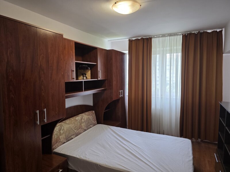 Dristor, chiar vav gura de metrou, 5 minute mall Park Lake si parc IOR,